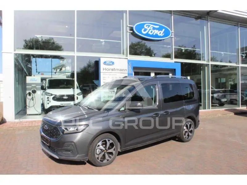 2026 Ford Tourneo