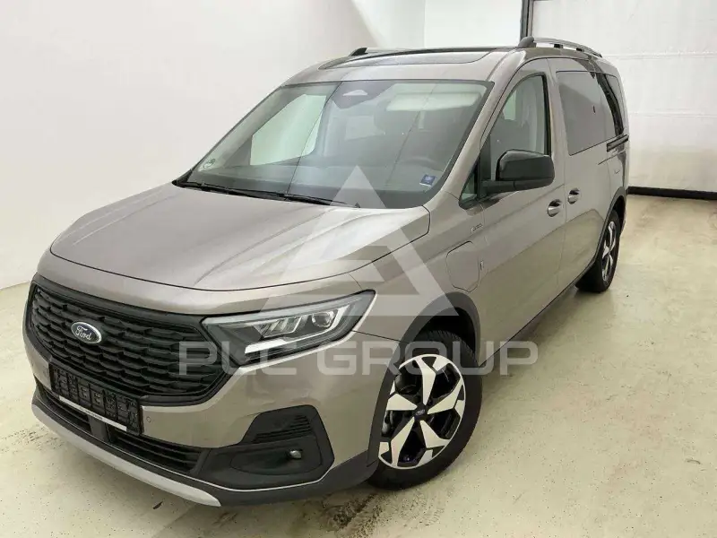 2026 Ford Tourneo