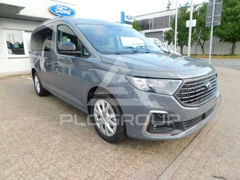 2026 Ford Tourneo