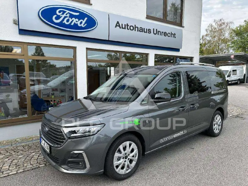 2026 Ford Tourneo