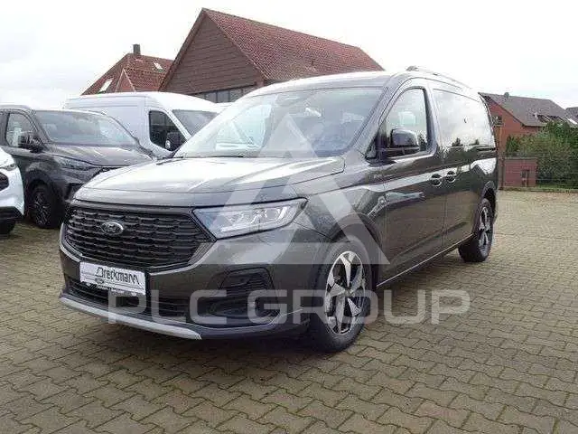 2026 Ford Tourneo