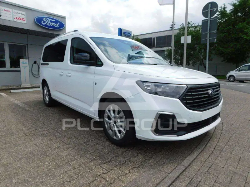 2026 Ford Tourneo