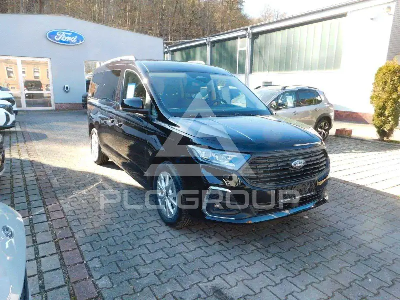 2026 Ford Tourneo