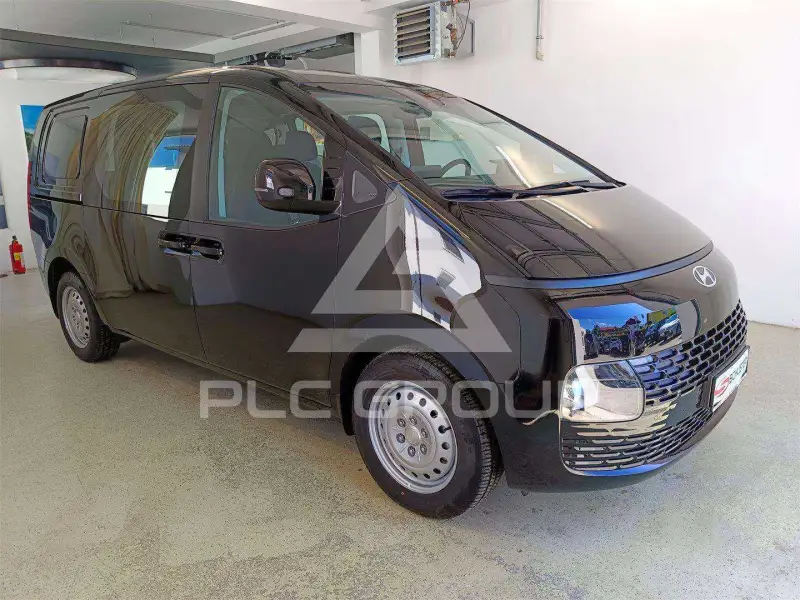 2026 Hyundai Staria