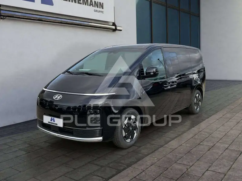 2026 Hyundai Staria