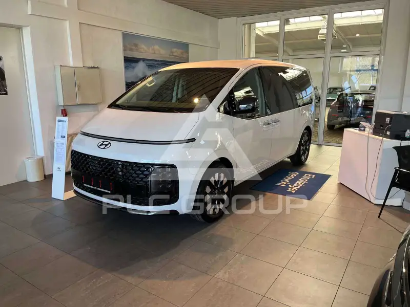 2026 Hyundai Staria