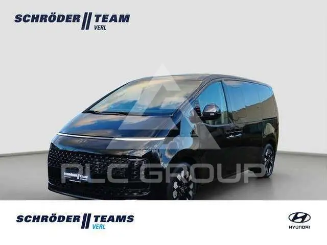 2026 Hyundai Staria