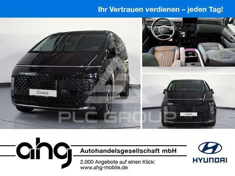 2026 Hyundai Staria