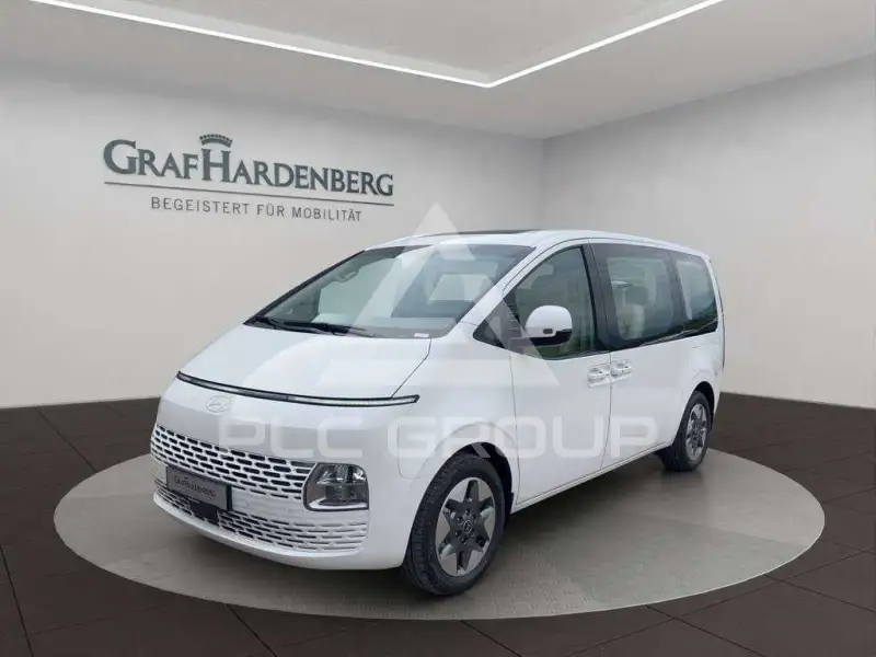 2026 Hyundai Staria
