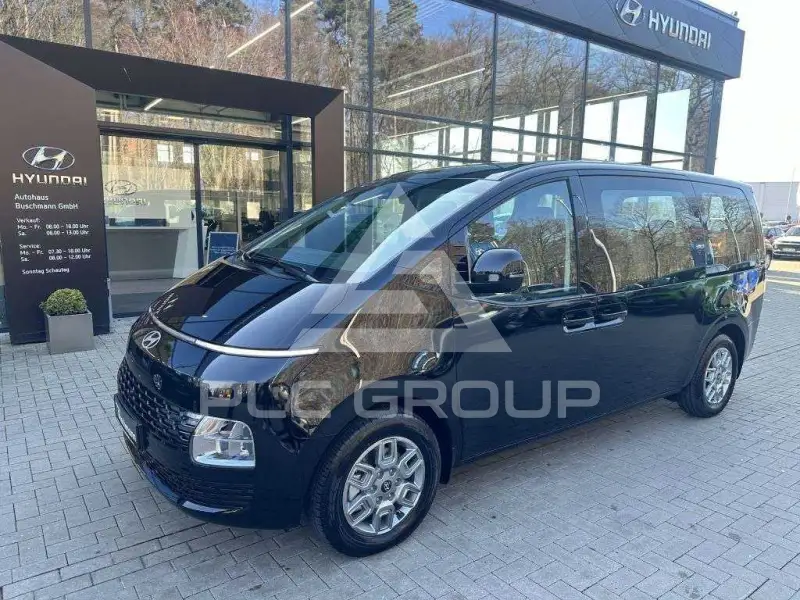 2026 Hyundai Staria