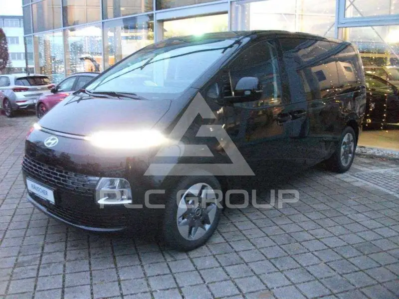 2026 Hyundai Staria