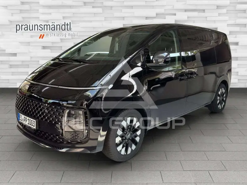 2026 Hyundai Staria
