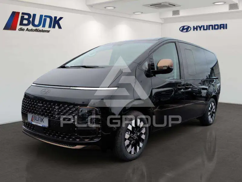 2026 Hyundai Staria