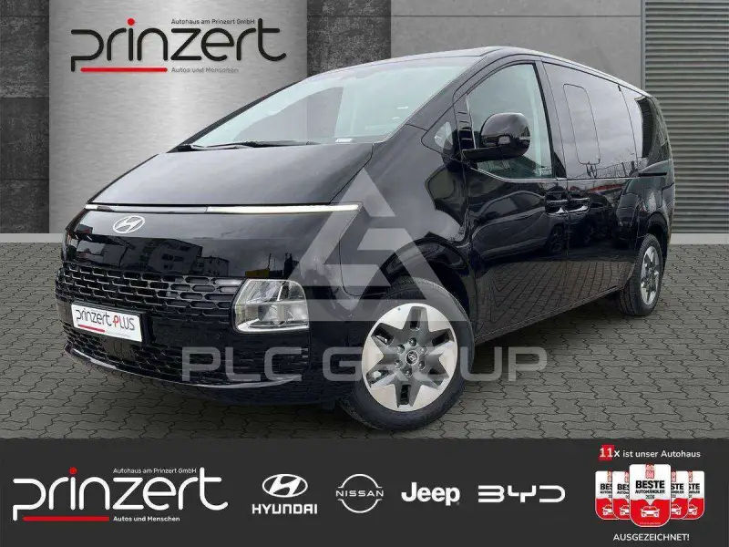 2026 Hyundai Staria