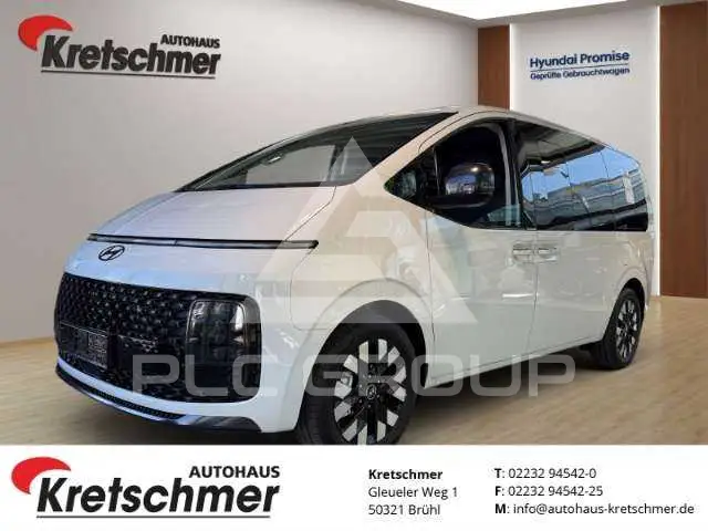 2026 Hyundai Staria