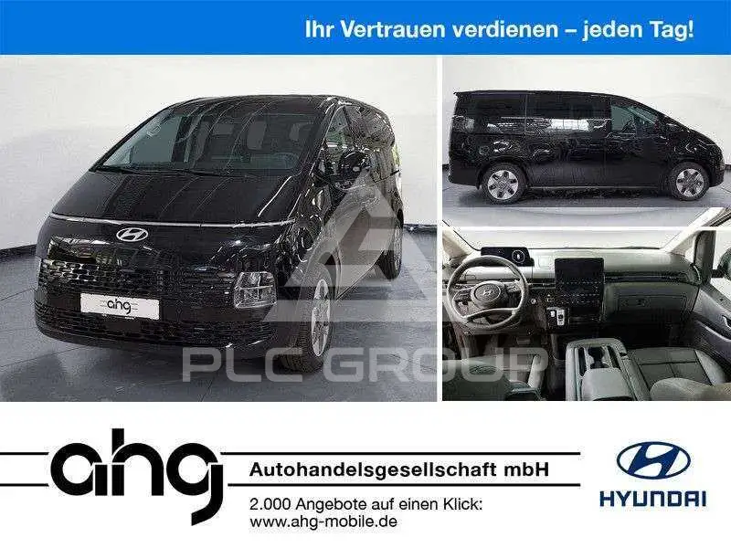 2026 Hyundai Staria