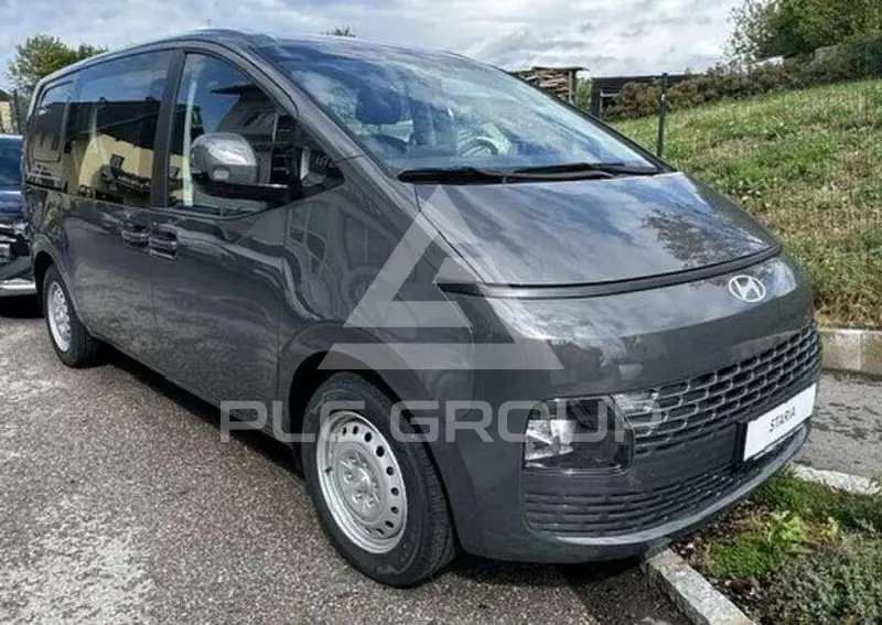 2026 Hyundai Staria