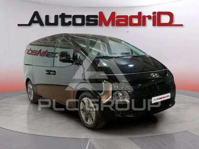 2026 Hyundai Staria