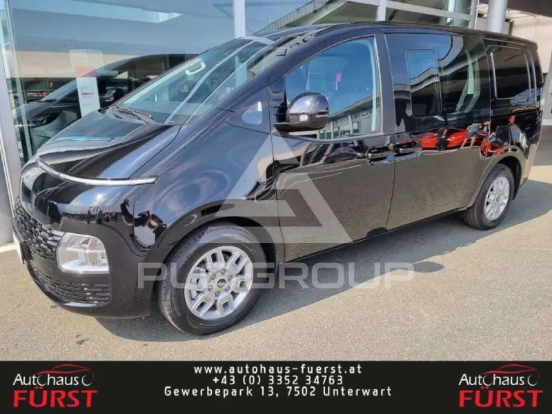 2026 Hyundai Staria