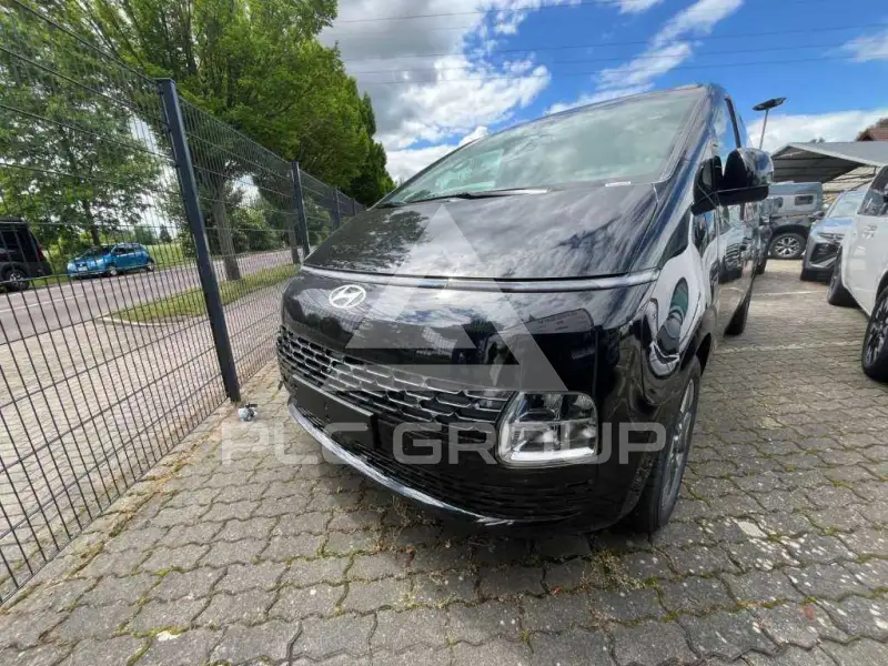 2026 Hyundai Staria