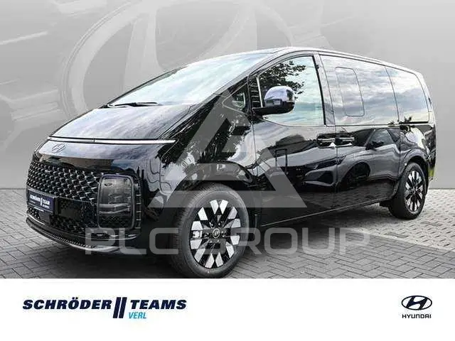 2026 Hyundai Staria