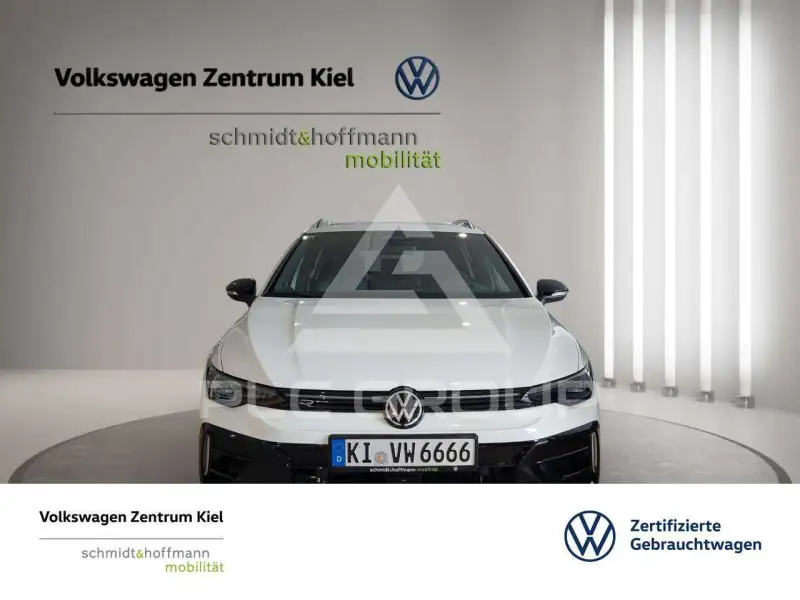 2026 Volkswagen GOLF