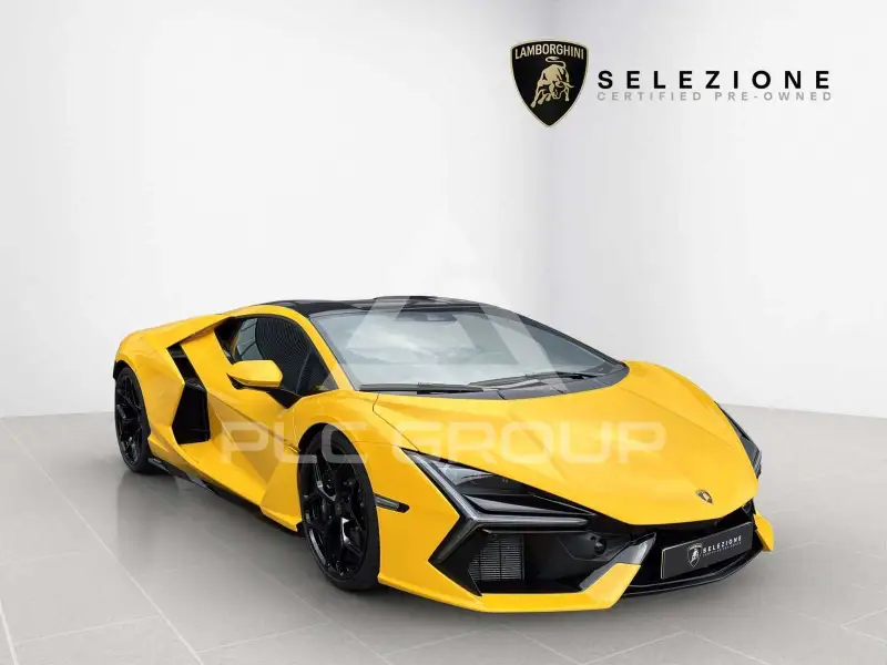 2026 Lamborghini Revuelto