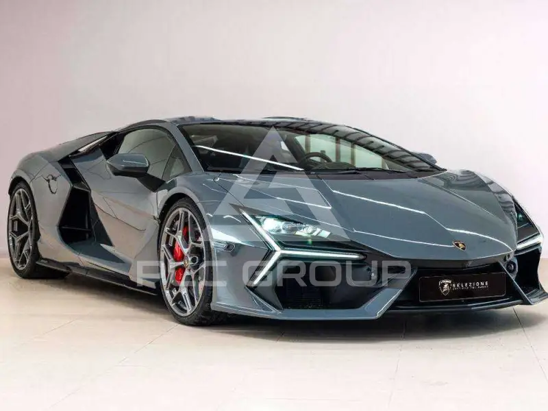 2026 Lamborghini Revuelto