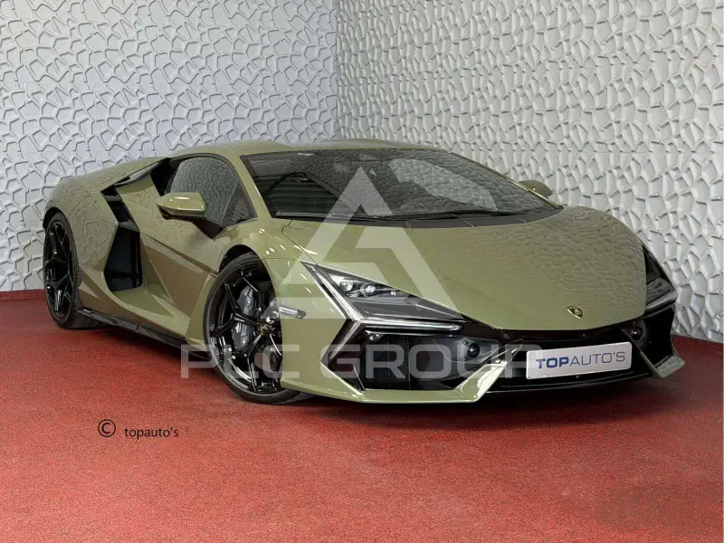 2026 Lamborghini Revuelto