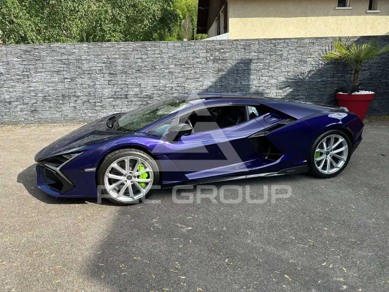 2026 Lamborghini Revuelto