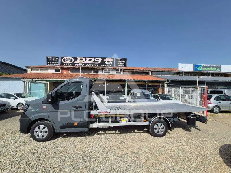 2026 Renault Master