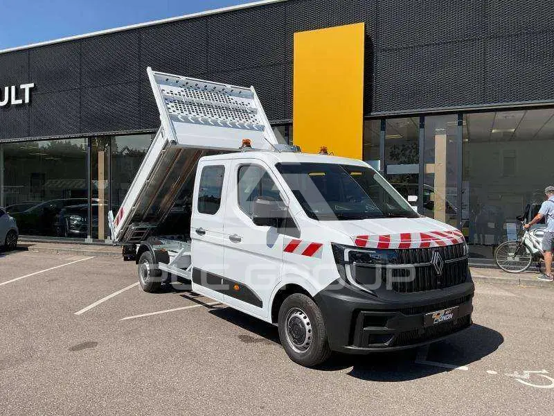 2026 Renault Master
