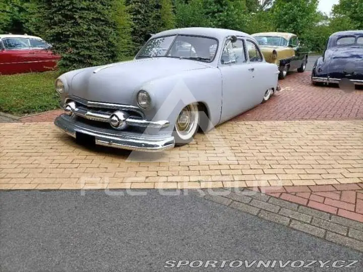 1951 Ford Custom