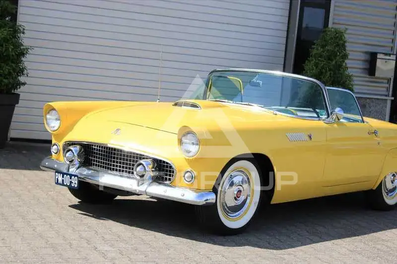 1955 Ford Thunderbird