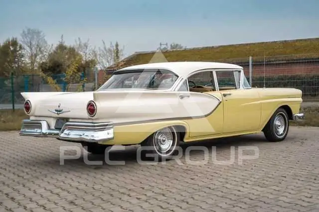 1957 Ford 