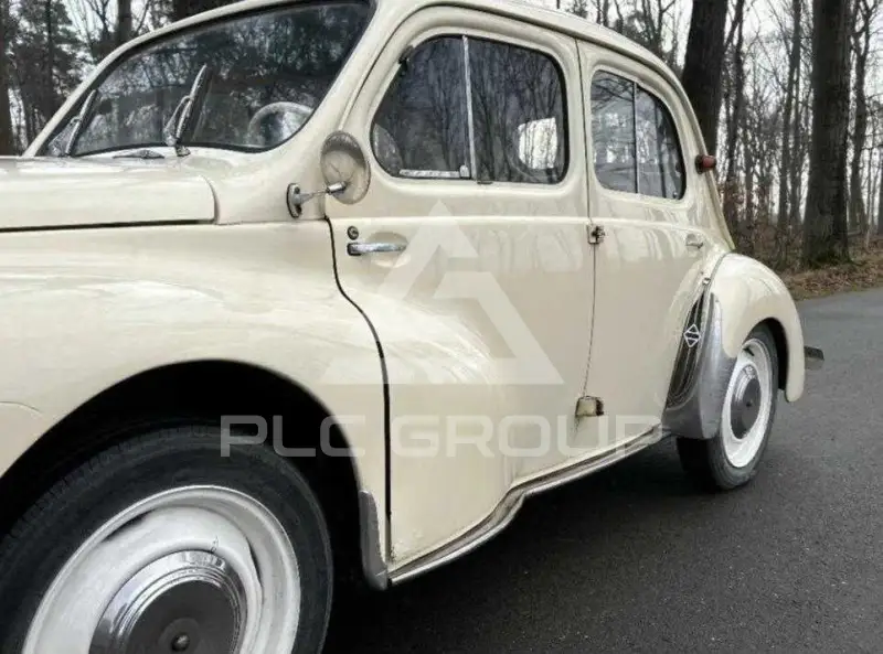 1960 Renault 4CV