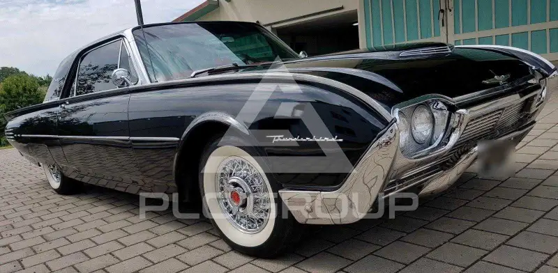 1961 Ford Thunderbird
