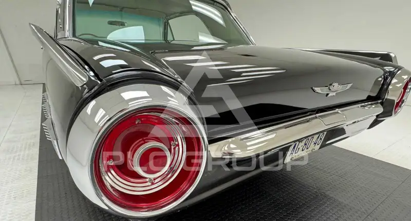 1962 Ford Thunderbird
