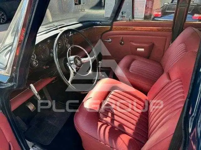 1966 Land Rover 