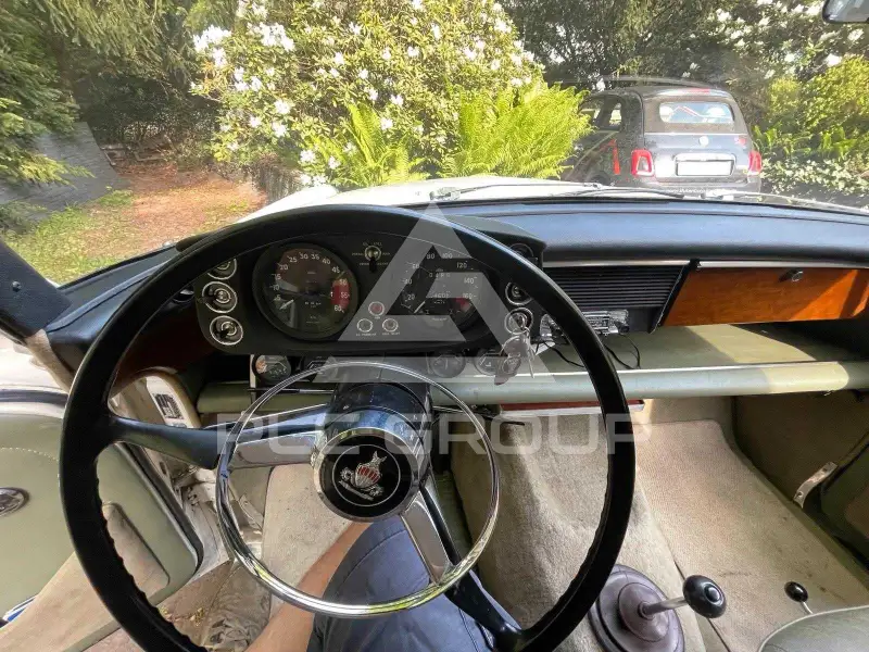1966 Land Rover 