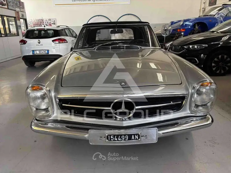 1966 Mercedes Benz SL-Class