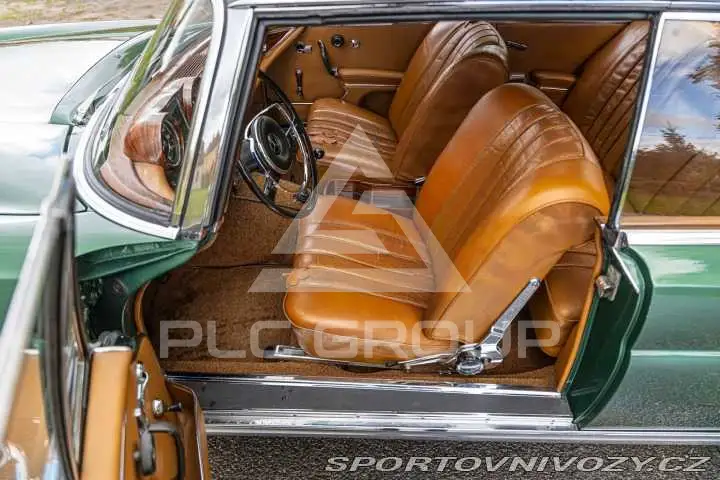 1967 Mercedes Benz E-Class