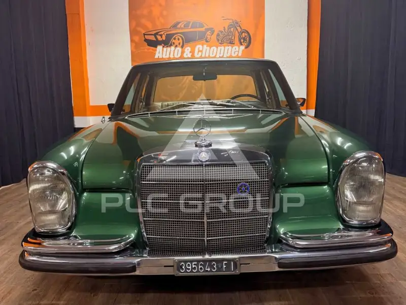 1967 Mercedes Benz 200
