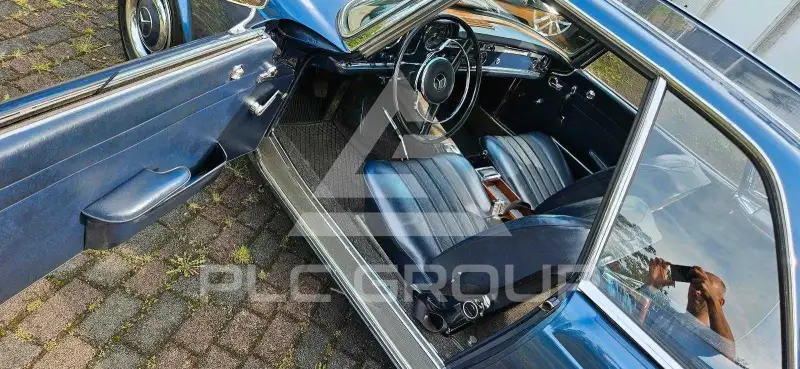 1967 Mercedes Benz SL-Class