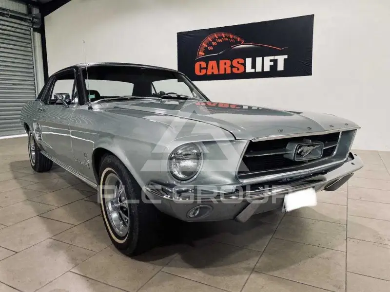 1967 Ford MUSTANG