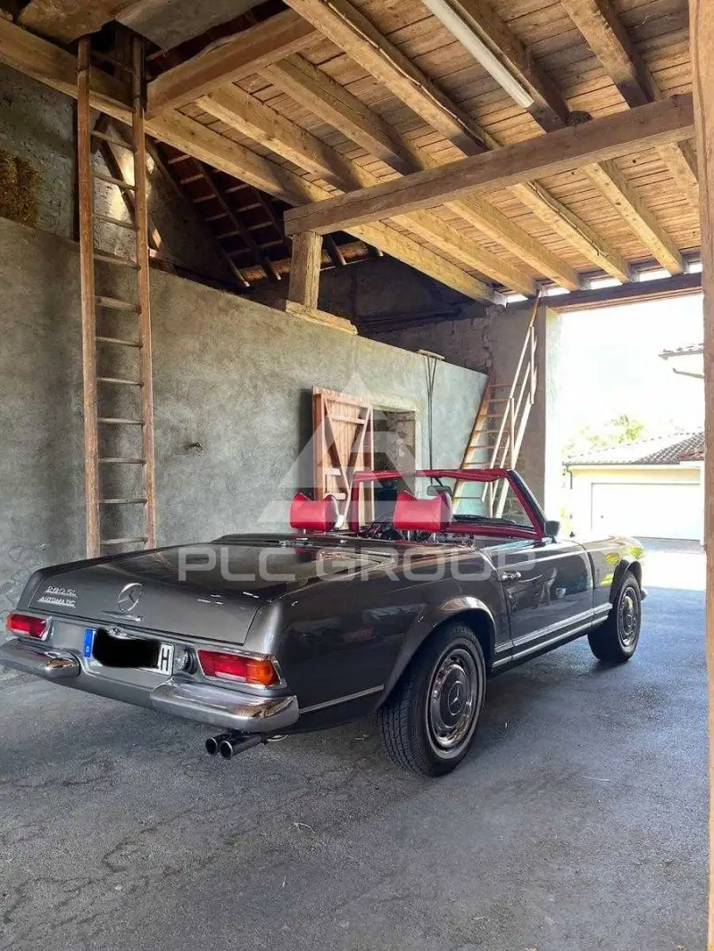 1969 Mercedes Benz 280