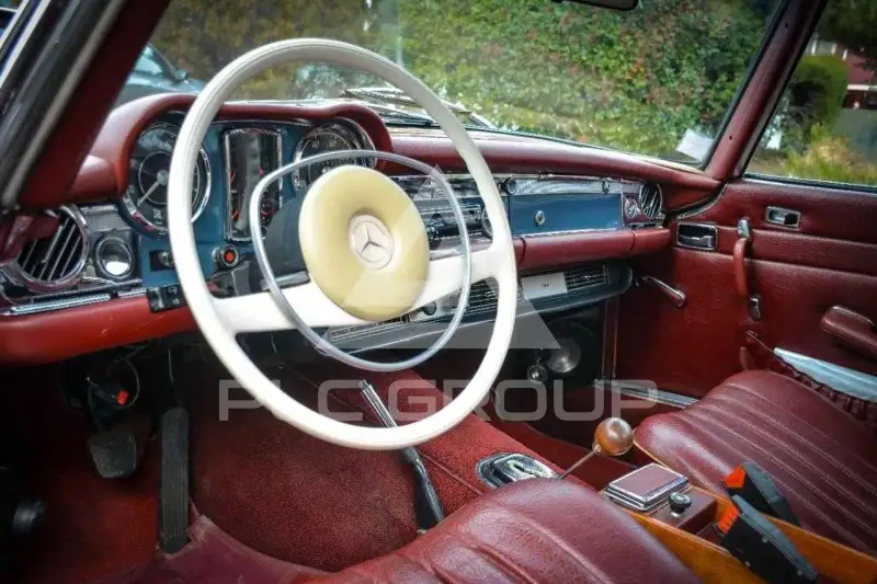 1971 Mercedes Benz 280