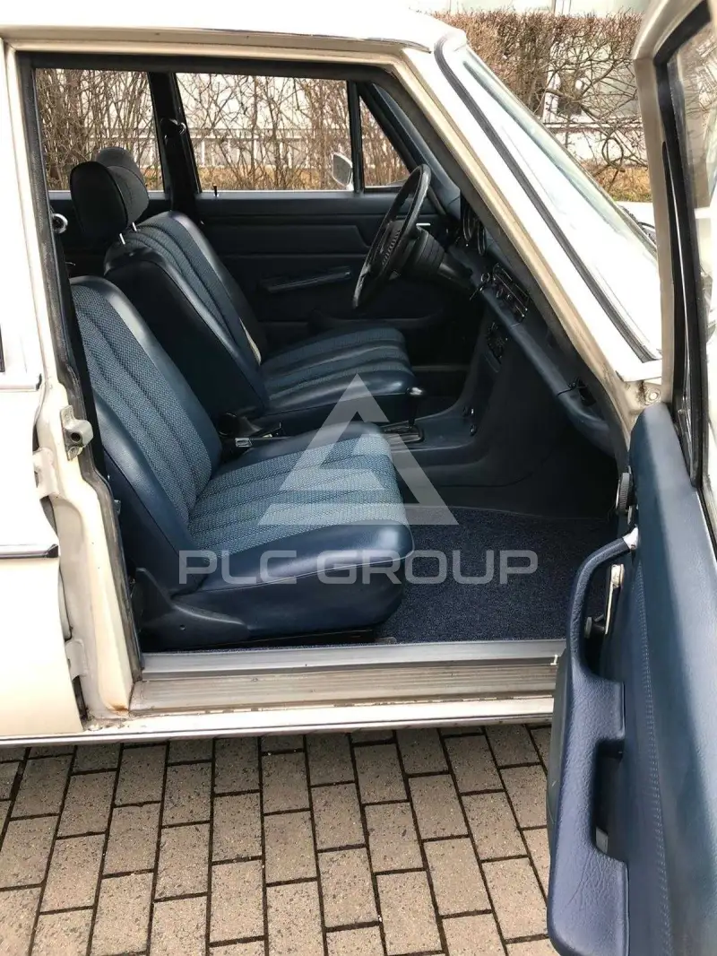 1973 Mercedes Benz 240