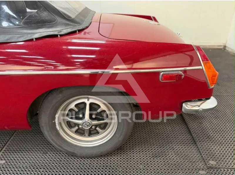 1974 MG 