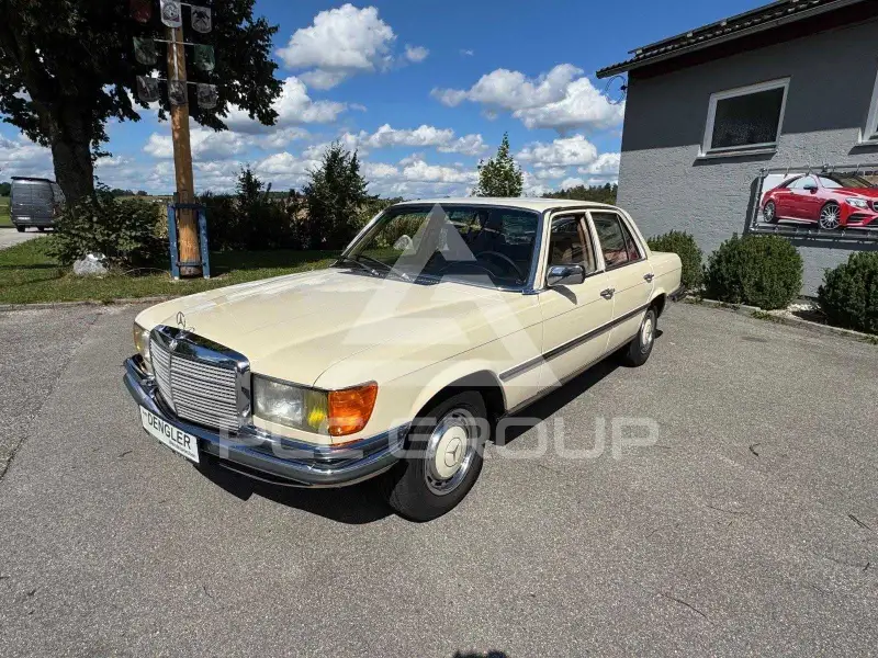 1974 Mercedes Benz 280